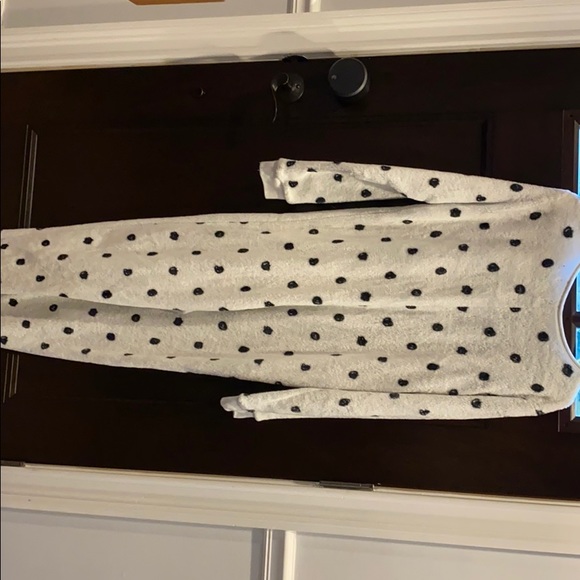 Polkadot onsie - Picture 2 of 2